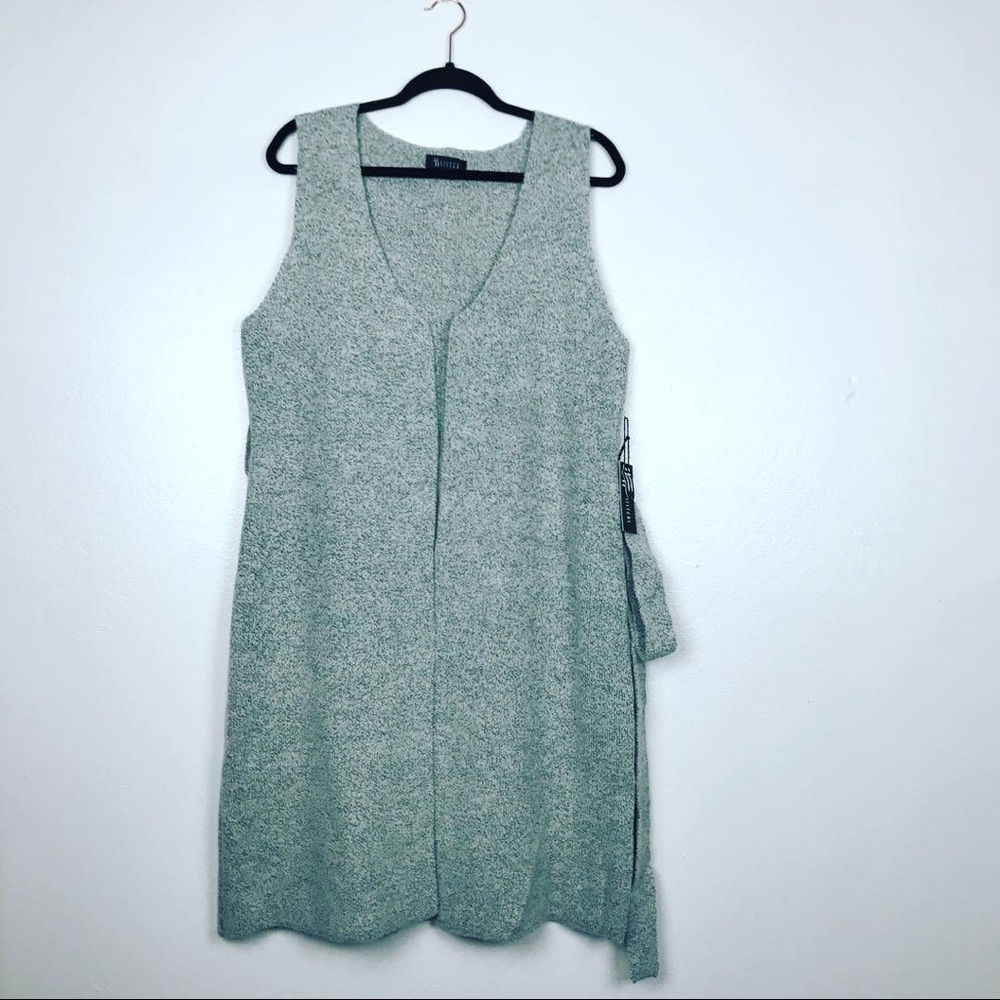 NWT Sisters Gray Long Sweater Spring Vest Sz Large